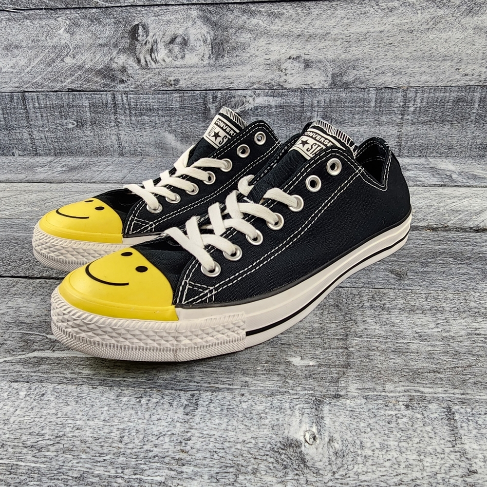 Sold New Converse All Star Smily Face Chuck Taylor Size 9